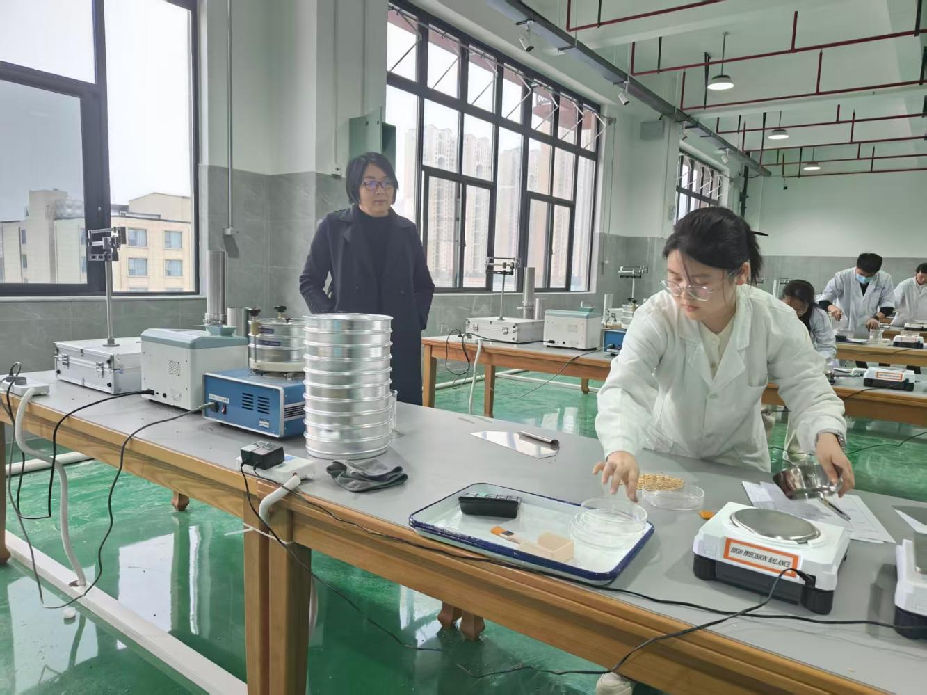 _cgi-bin_mmwebwx-bin_webwxgetmsgimg__&MsgID=2692598030101721783&skey=@crypt_af666228_b6f3763eaf852ed56980967f3b0cb494&mmweb_appid=wx_webfilehelper