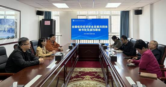 000ada27a8b1ee3e1fcff86abccdbfb